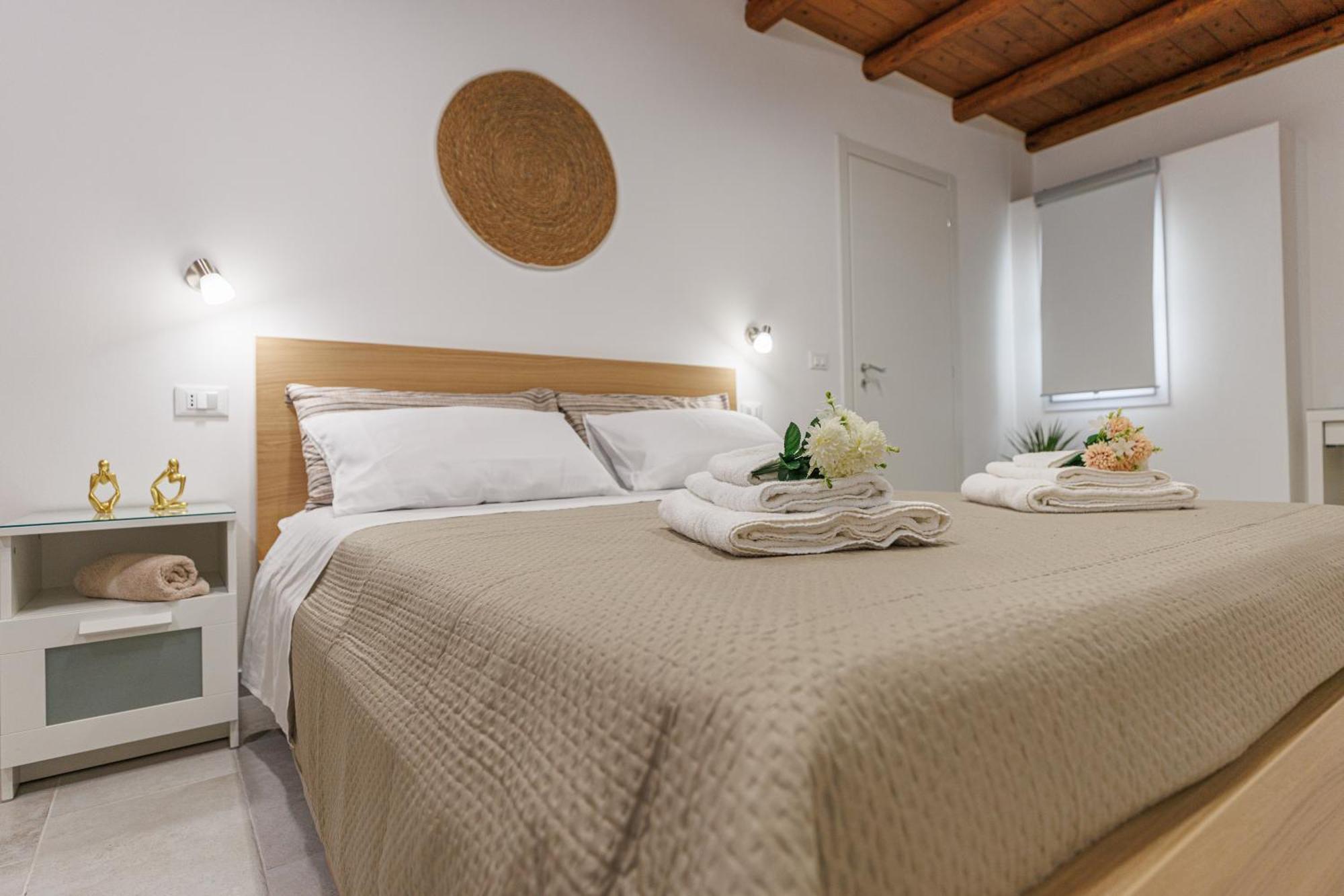 Al Cortiletto Villa Avola Exteriör bild